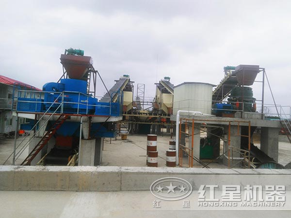 河卵石小型制沙機生產(chǎn)現(xiàn)場 河卵石小型制沙機生產(chǎn)現(xiàn)場