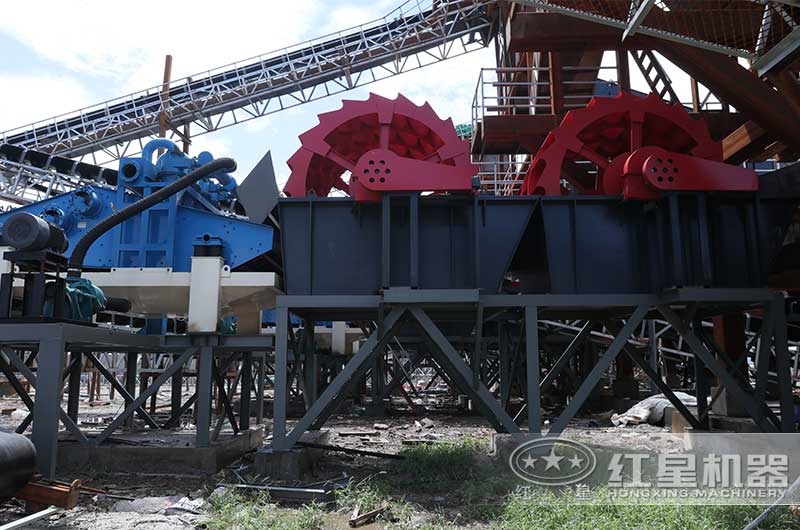 新的洗沙回收一體機生產(chǎn)設(shè)備安裝在即