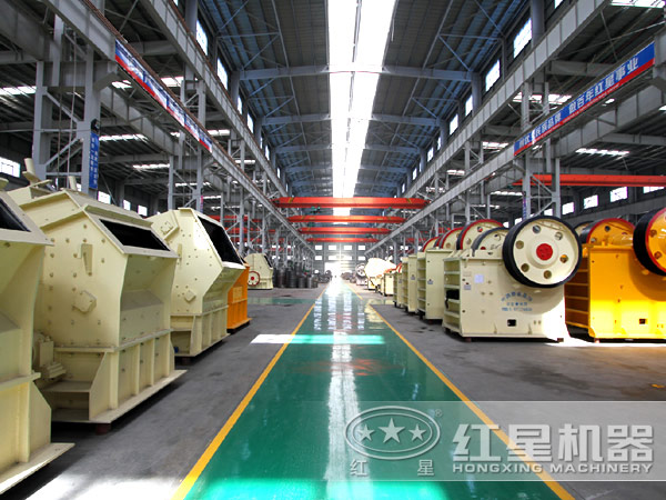 環(huán)保石頭破碎機(jī)車(chē)間圖