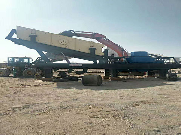 時產(chǎn)200噸流動制砂機