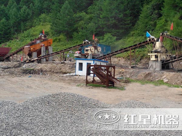 湖南婁底制砂生產(chǎn)線現(xiàn)場