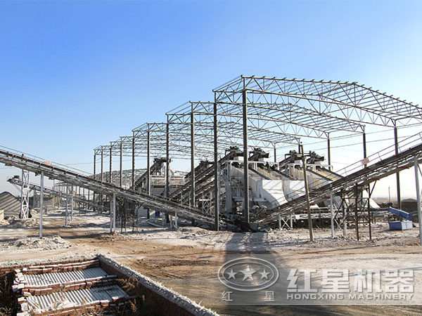 環(huán)保型制砂機(jī)應(yīng)用現(xiàn)場(chǎng)