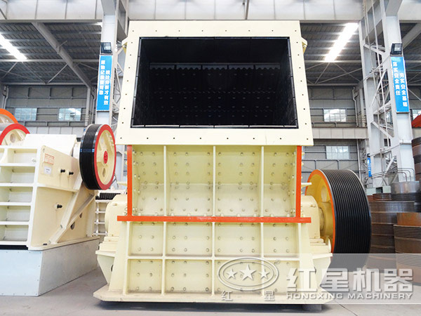 石灰石反擊破碎機(jī) 石灰石反擊破碎機(jī)