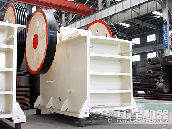 鄂式破石機(jī)