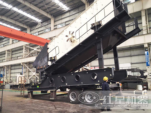 輪胎式移動(dòng)破碎篩分設(shè)備