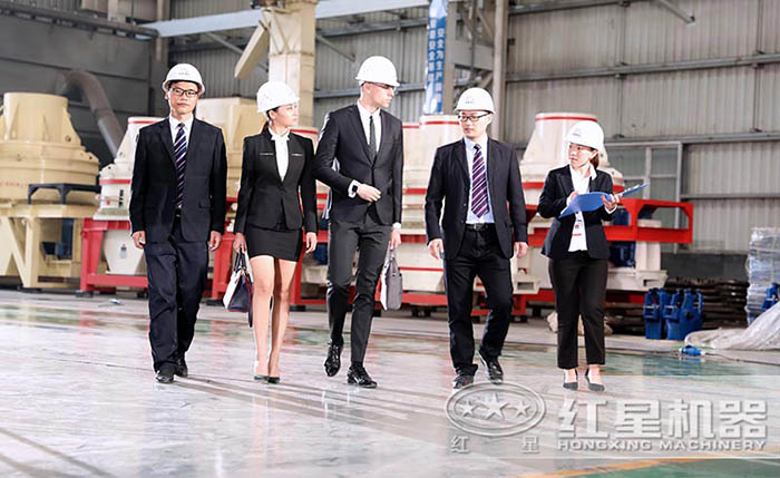 客戶(hù)來(lái)廠參觀試機(jī)