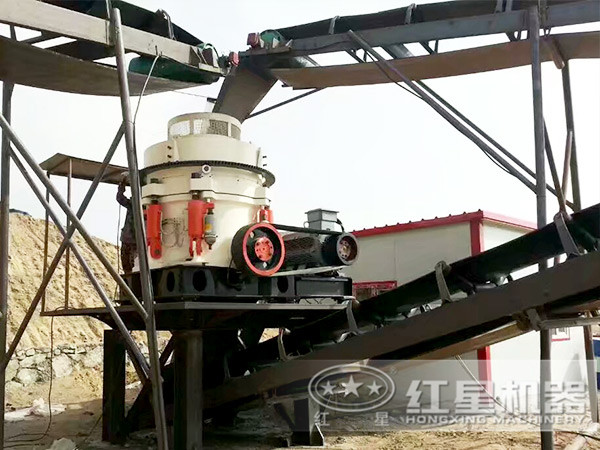 2200花崗巖圓錐破碎機(jī)應(yīng)用現(xiàn)場(chǎng)