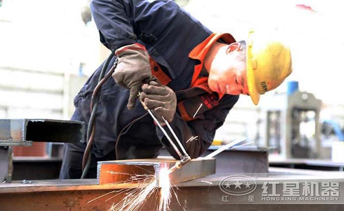 紅星機(jī)器制砂機(jī)鑄造車間