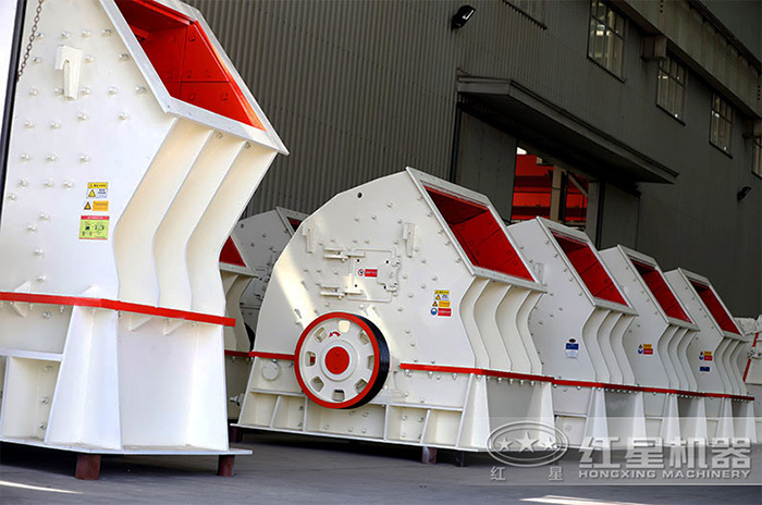 可一次性破碎加工處理的錘式破碎機(jī)