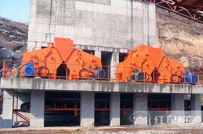 反擊式節(jié)能制砂機(jī)(客戶現(xiàn)場(chǎng)安裝調(diào)試)