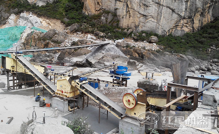 完整的機制砂生產(chǎn)線加工現(xiàn)場