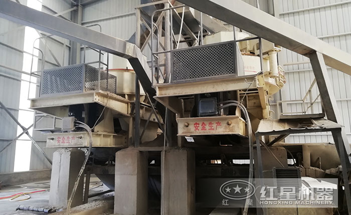 大型制砂現(xiàn)場