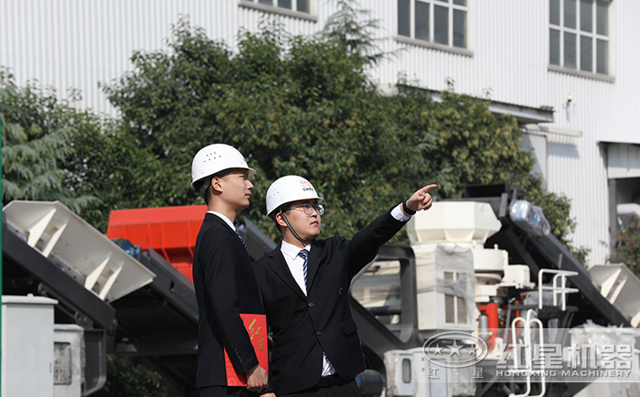 客戶到廠區(qū)考察設備