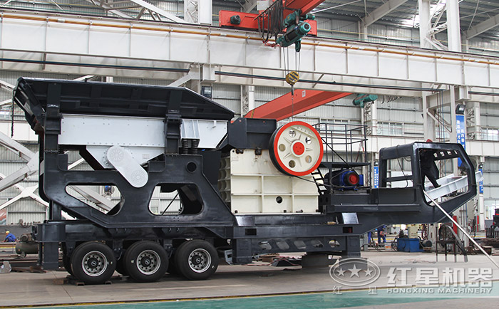 流動式的69顎式破石機生產車間