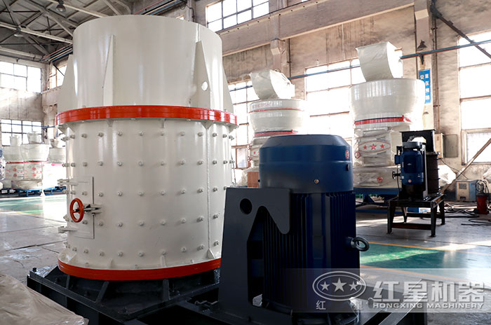 復(fù)合式制砂機(jī)生產(chǎn)車間展示 復(fù)合式制砂機(jī)生產(chǎn)車間展示