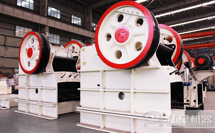 顎式破碎機(jī)，強(qiáng)破碎比，大處理量