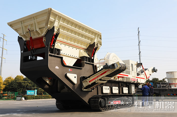 客戶(hù)到紅星機(jī)器廠家考察設(shè)備