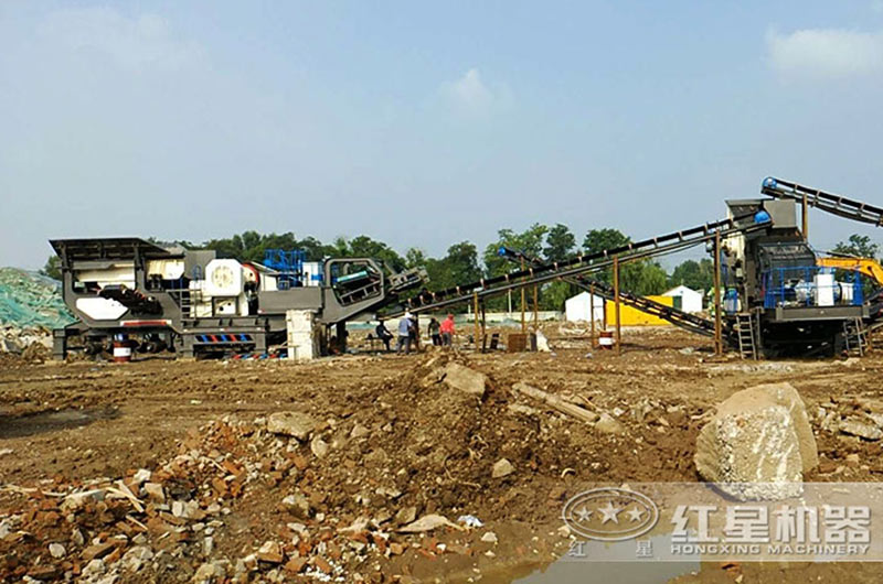 移動式建筑垃圾破碎現(xiàn)場 移動式建筑垃圾破碎現(xiàn)場