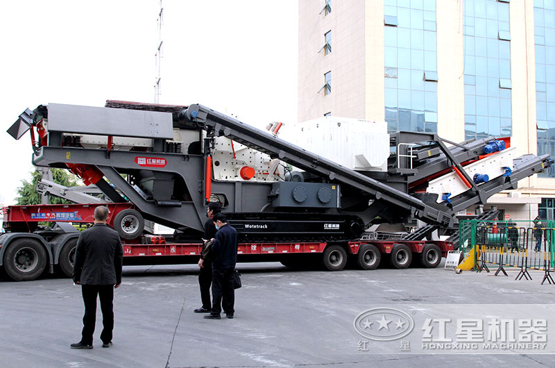 移動式石子破碎機優(yōu)勢多，隨投資高但收益翻倍