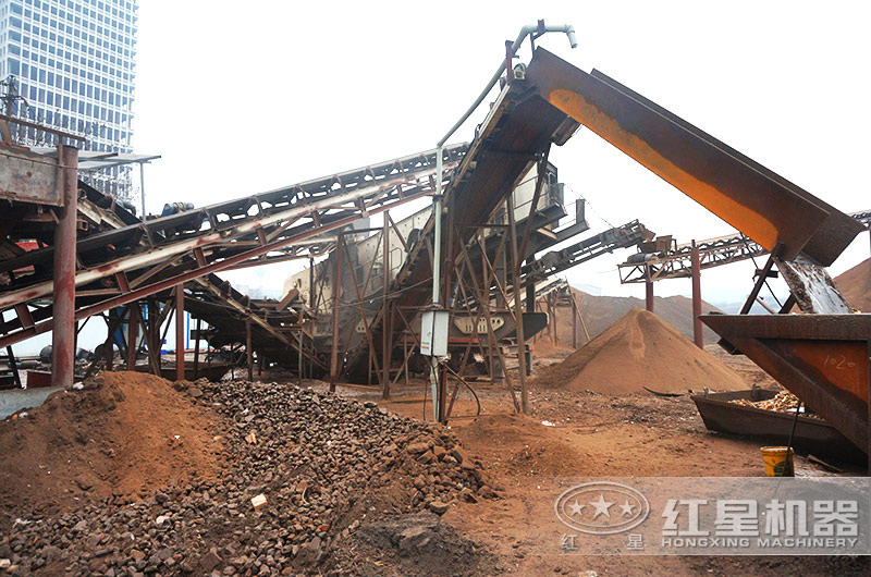 移動式制砂洗砂現(xiàn)場