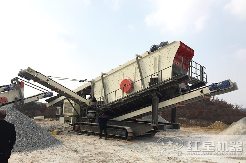 移動式建筑垃圾混凝土制砂機(jī)生產(chǎn)現(xiàn)場