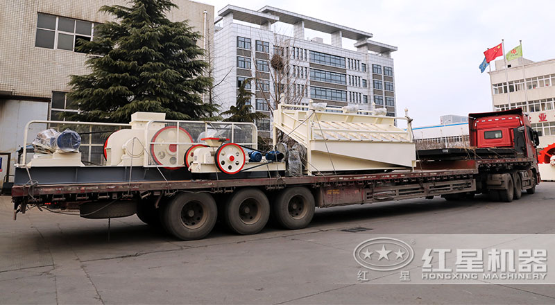 大型液壓對輥制砂機(jī)設(shè)備市場需求大，價格低