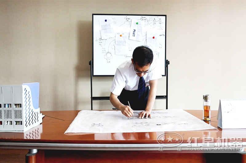 技術(shù)經(jīng)理為用戶出設(shè)計圖