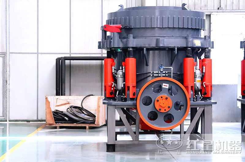 每小時產(chǎn)200噸石子的全液壓圓錐機