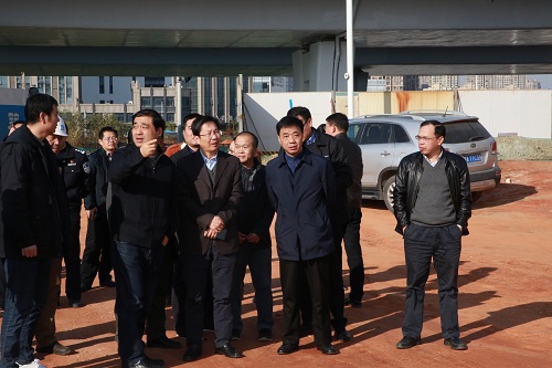 副市長(zhǎng)宋鈾一行調(diào)研我司昌南大道、洪都大道快速路改造項(xiàng)目