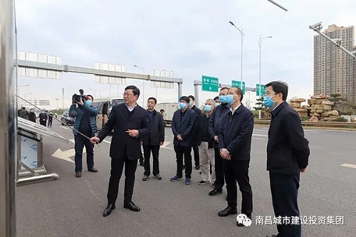 吳曉軍深入昌南大道快速路、洪都大道快速路項目現(xiàn)場調(diào)研指導(dǎo)